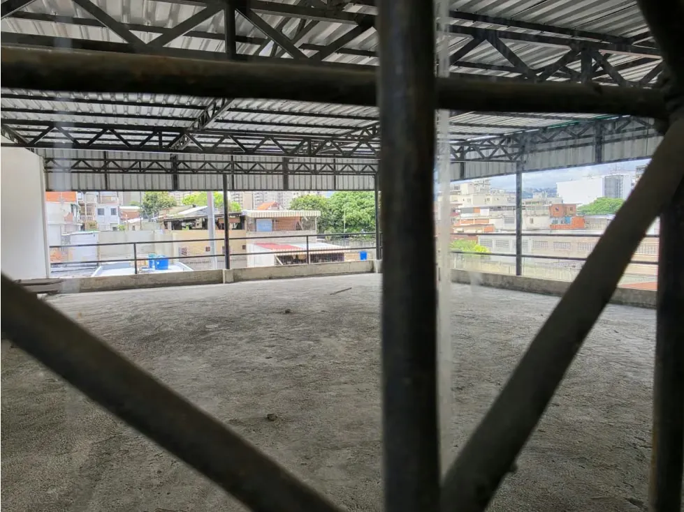 Se vende Edificio 4760m² Guaicaipuro - 5