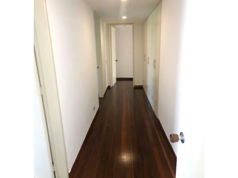 Se VND/ALQ Apto.-275m²-4H+4B-4P+1M+Vig.-Pozo-Seg.-Country Club - 21