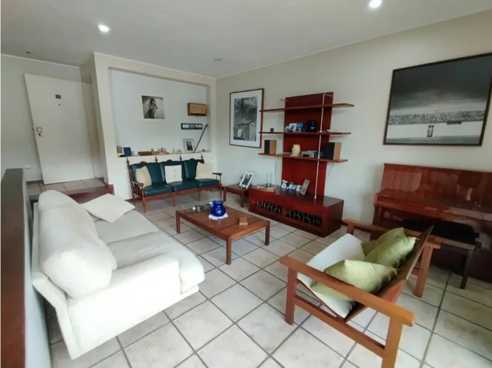 Vendo apartamento 160m2 Urbanización Miranda 7930 - 2
