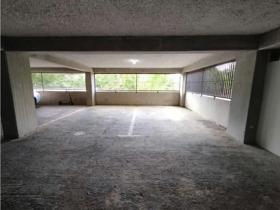 Vendo apartamento 160m2 Urbanización Miranda 7930 - 19