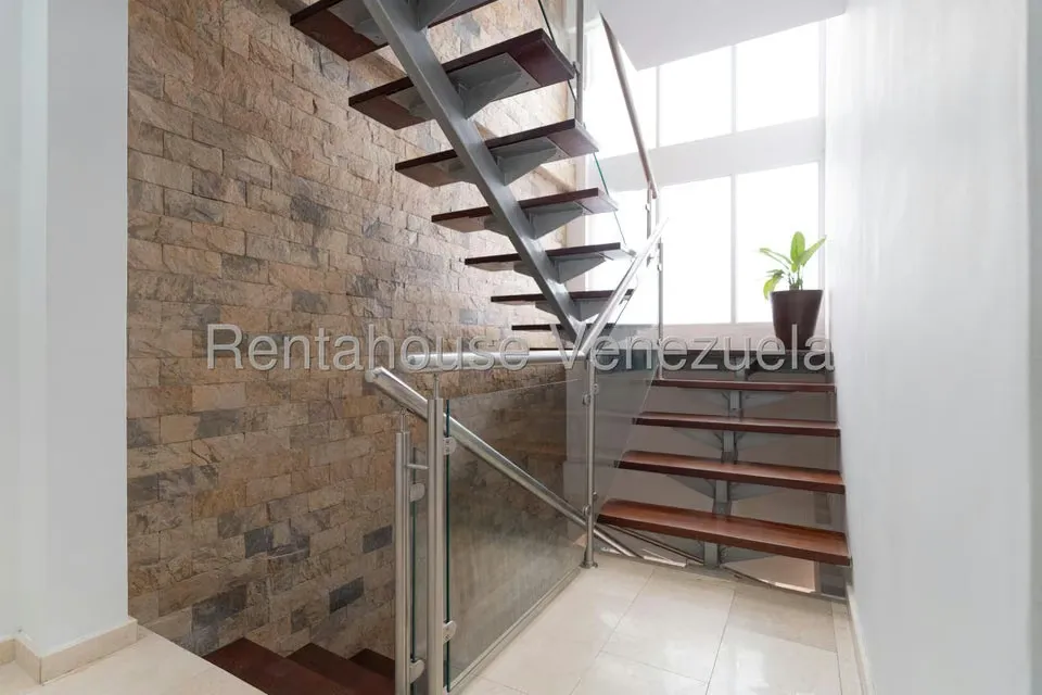 Apartamento (Penthouse) en Venta en Campo Alegre, Distrito Metropolitano - 19
