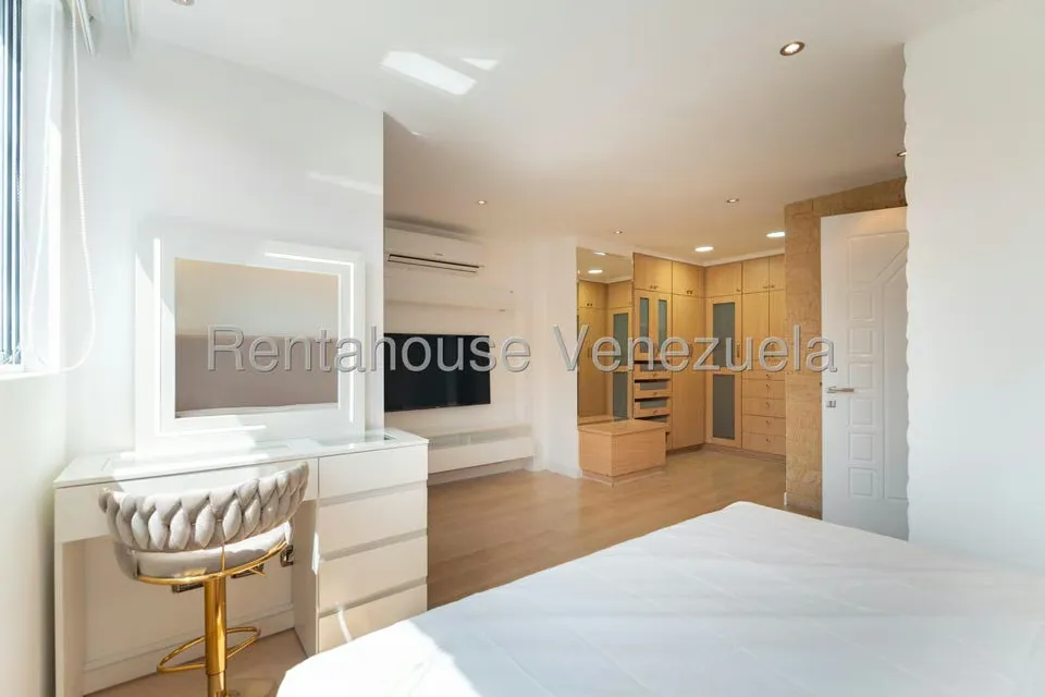Apartamento (Penthouse) en Venta en Campo Alegre, Distrito Metropolitano - 24