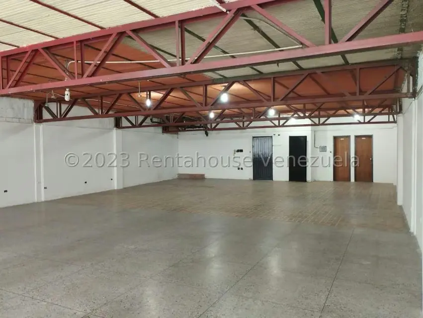 Comercial (Edificio) en Alquiler en Centro, Lara - 26