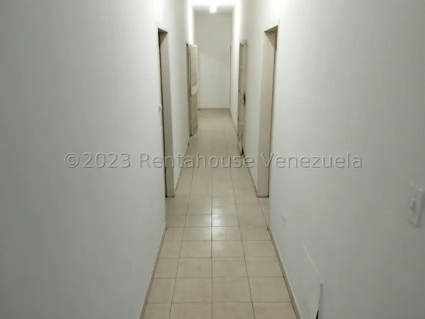 Comercial (Edificio) en Alquiler en Centro, Lara - 28