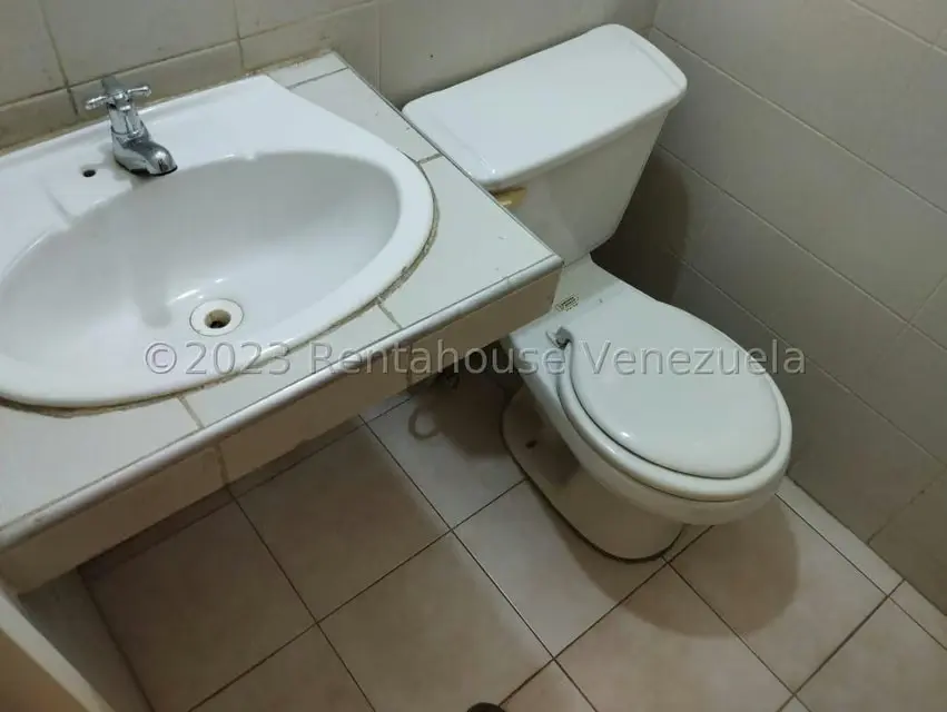 Comercial (Edificio) en Alquiler en Centro, Lara - 30