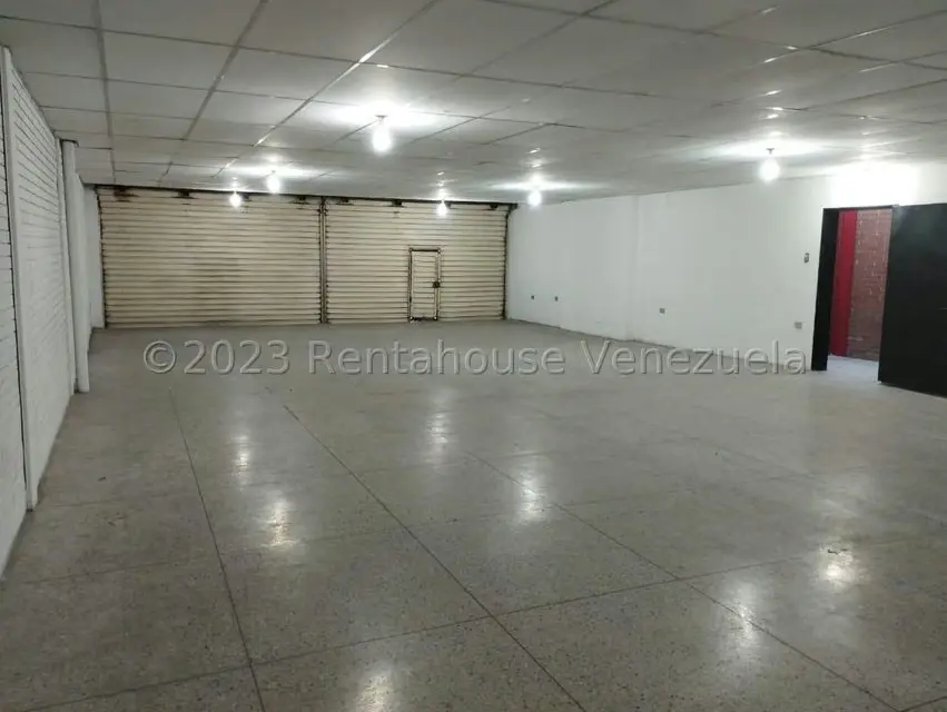 Comercial (Edificio) en Alquiler en Centro, Lara - 3