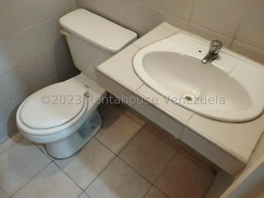 Comercial (Edificio) en Alquiler en Centro, Lara - 32