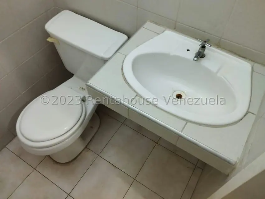 Comercial (Edificio) en Alquiler en Centro, Lara - 38
