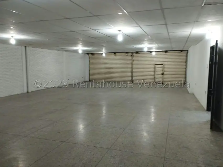 Comercial (Edificio) en Alquiler en Centro, Lara - 4
