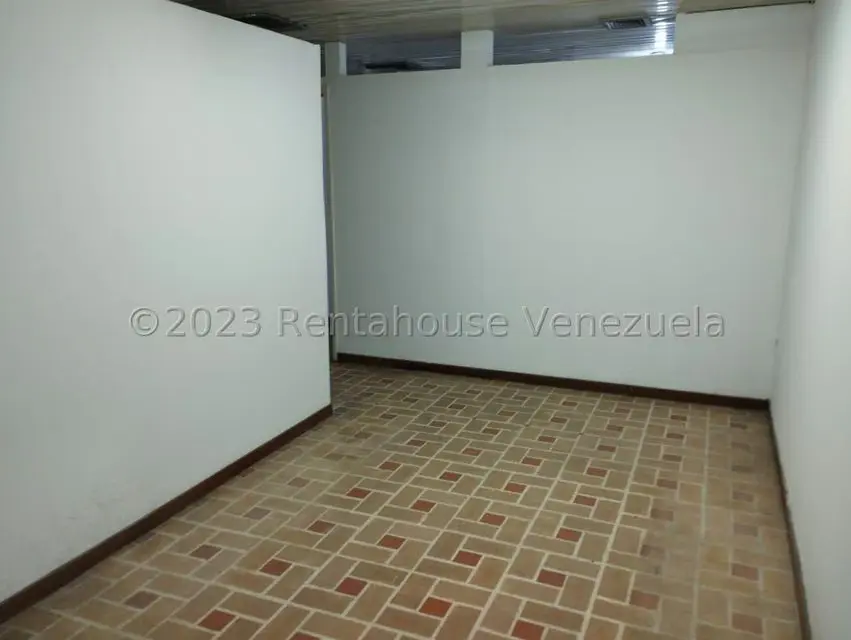 Comercial (Edificio) en Alquiler en Centro, Lara - 50