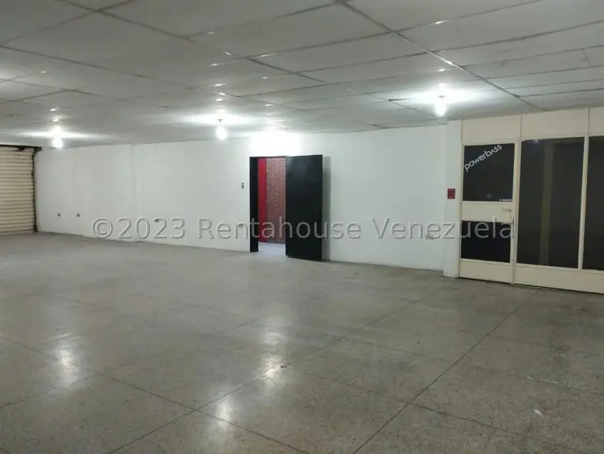 Comercial (Edificio) en Alquiler en Centro, Lara - 6