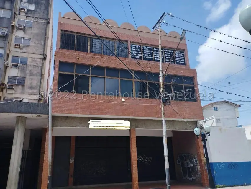 Comercial (Edificio) en Alquiler en Centro, Lara - 72