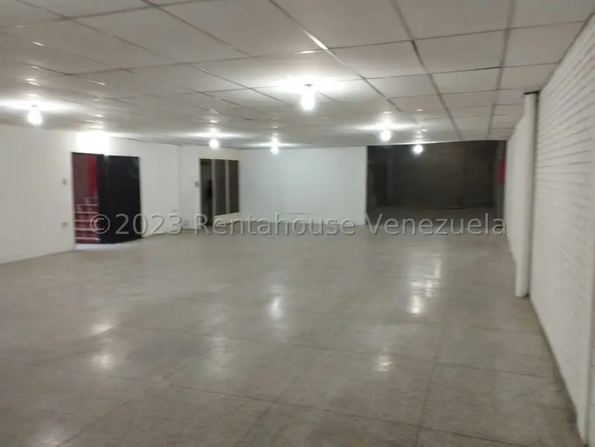 Comercial (Edificio) en Alquiler en Centro, Lara - 9
