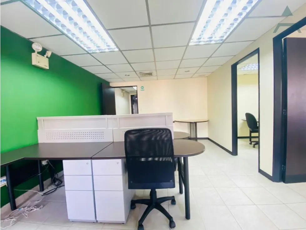 Se vende/alquila oficina 150m2 Chacao - 5