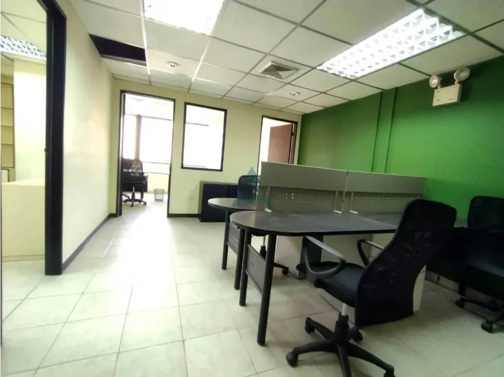 Se vende/alquila oficina 150m2 Chacao - 6