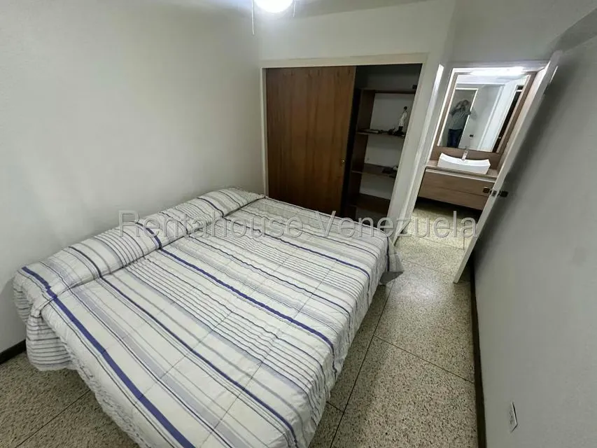 Apartamento (1 Nivel) en Venta en Santa Monica, Distrito Metropolitano - 15