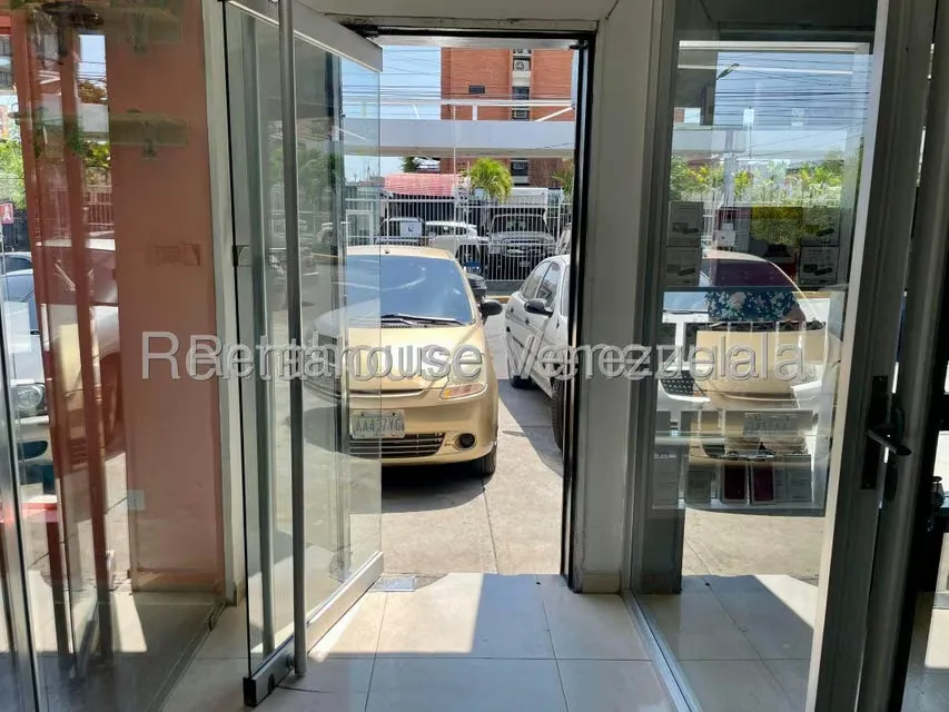 Local Comercial en Alquiler en Nueva Segovia, Lara - 10
