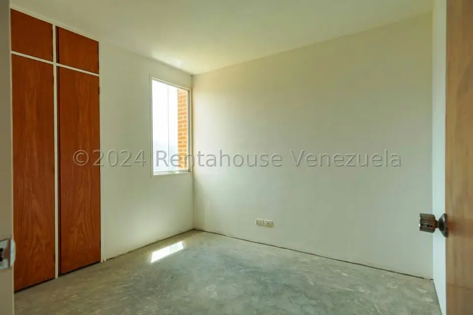 Apartamento (1 Nivel) en Venta en Lomas del Sol, Distrito Metropolitano - 12