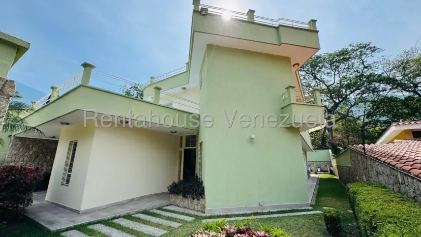 Casa (Multipes Niveles) en Venta en El Castaño (Zona Privada), Aragua