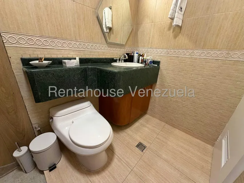 Apartamento (1 Nivel) en Venta en El Rosal, Distrito Metropolitano - 18