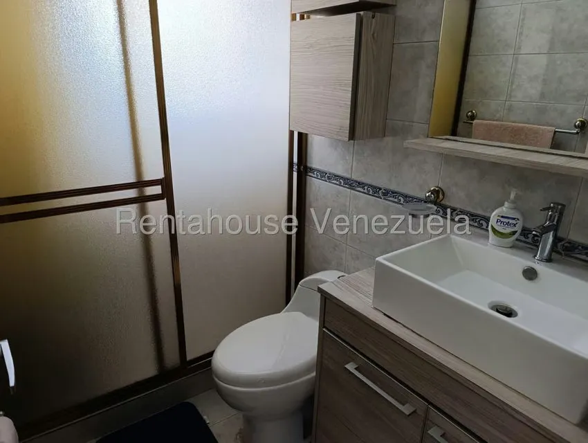 Apartamento (1 Nivel) en Venta en Guaicay, Distrito Metropolitano - 14
