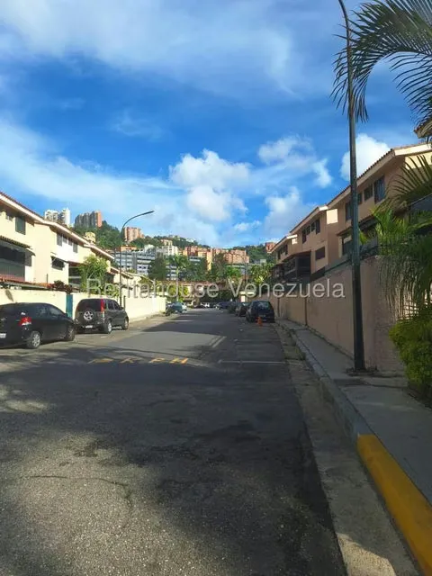 Apartamento (1 Nivel) en Venta en Guaicay, Distrito Metropolitano - 3
