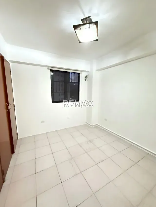 Apartamento semi amoblado en alquiler en trigal norte planta - 12
