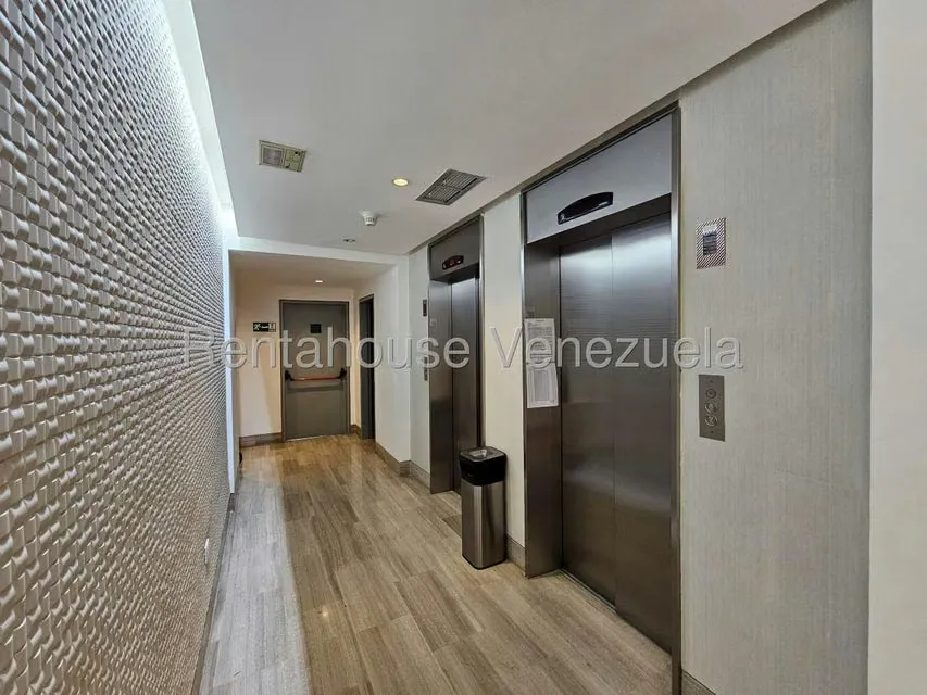 Apartamento (1 Nivel) en Venta en Santa Fe Sur, Distrito Metropolitano - 2