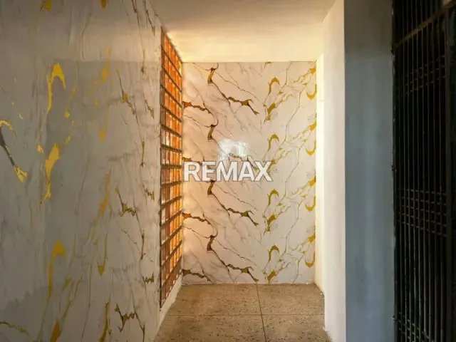 Apartamento en Venta Conjunto Residencial. La Florida Edif. Aragua - 2
