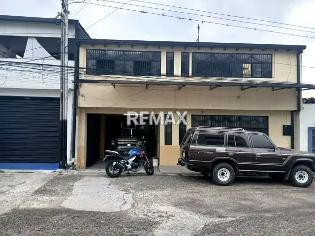 Local en alquiler de 600mts cuadrados