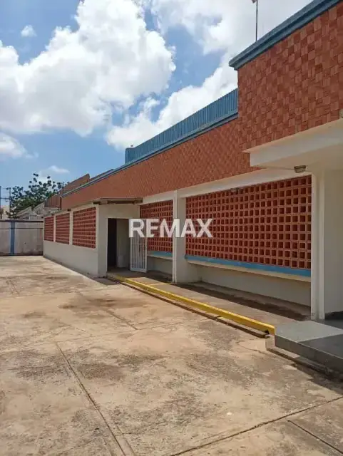 Galpón en alquiler en zona industrial sur Segunda etapa municipio san francisco en condominio