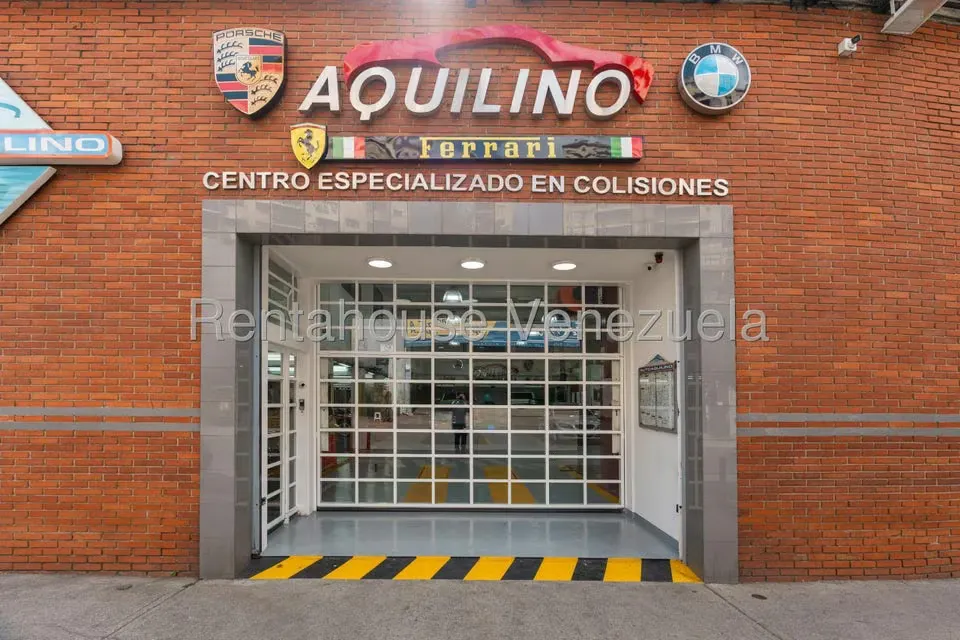 Local Comercial en Venta en Los Chaguaramos, Distrito Metropolitano - 2