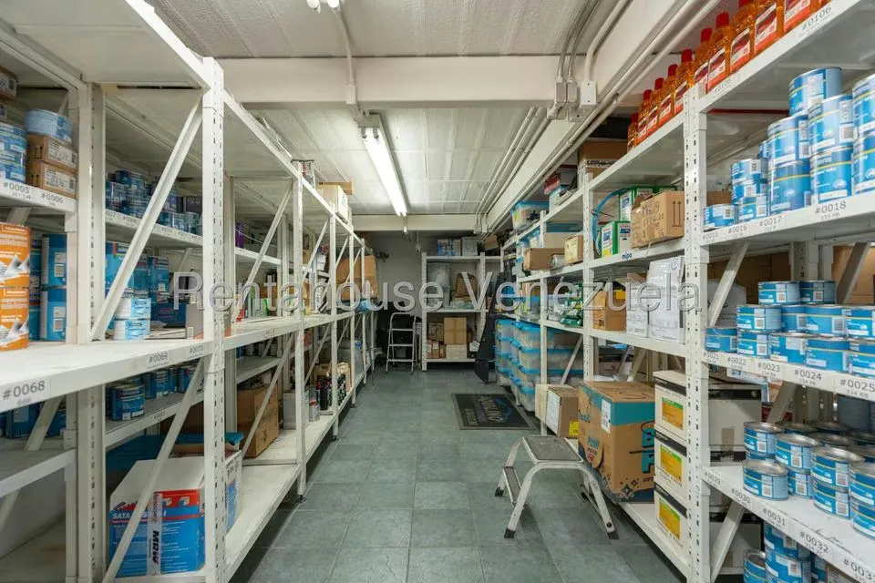 Local Comercial en Venta en Los Chaguaramos, Distrito Metropolitano - 30