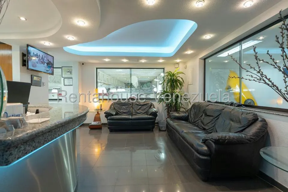 Local Comercial en Venta en Los Chaguaramos, Distrito Metropolitano - 33