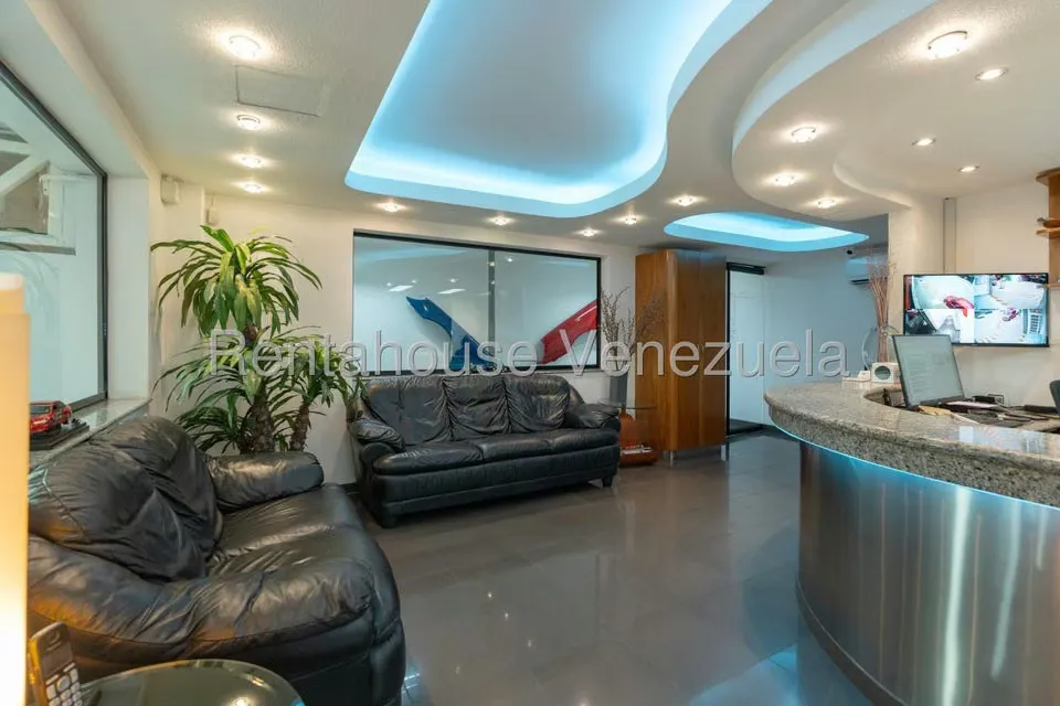 Local Comercial en Venta en Los Chaguaramos, Distrito Metropolitano - 34