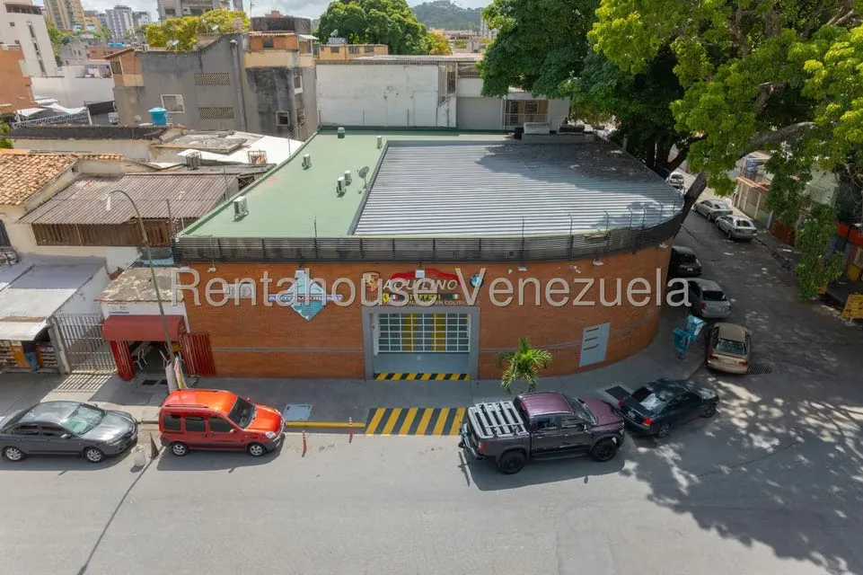 Local Comercial en Venta en Los Chaguaramos, Distrito Metropolitano - 5
