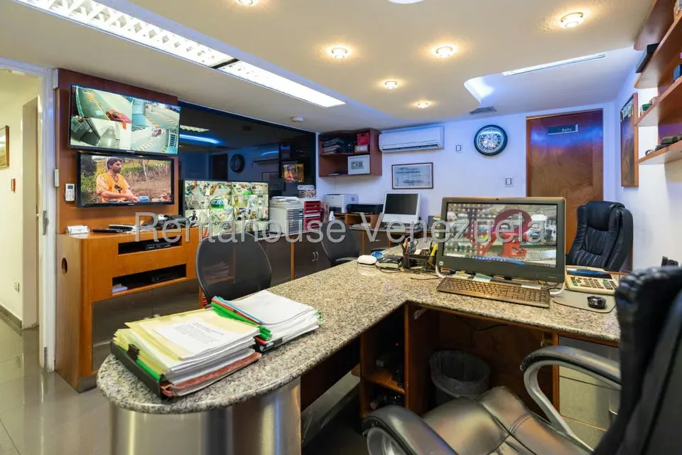 Local Comercial en Venta en Los Chaguaramos, Distrito Metropolitano - 9