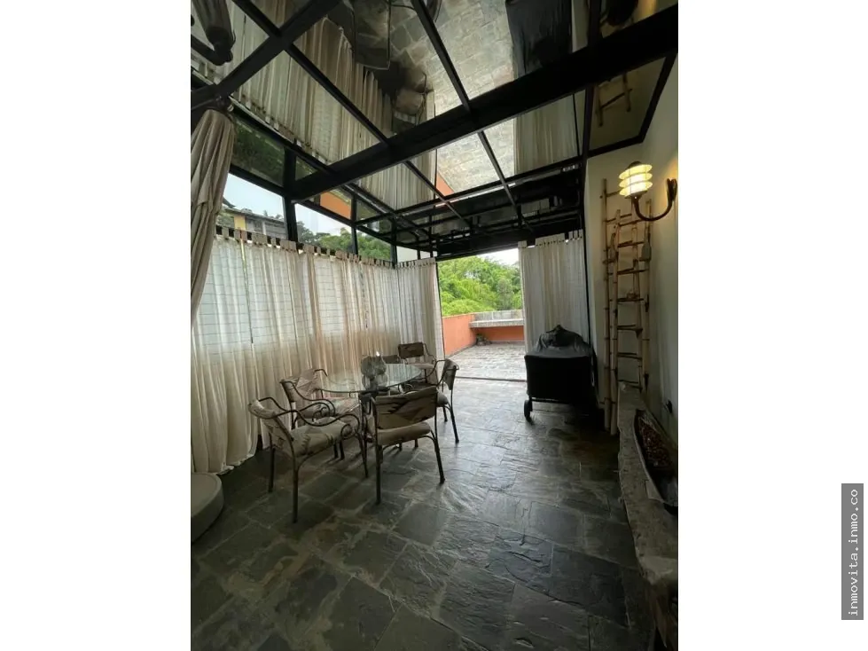 PH EN ALQUILER ALTO HATILLO 408M2 3H/4.5B/4E con terraza