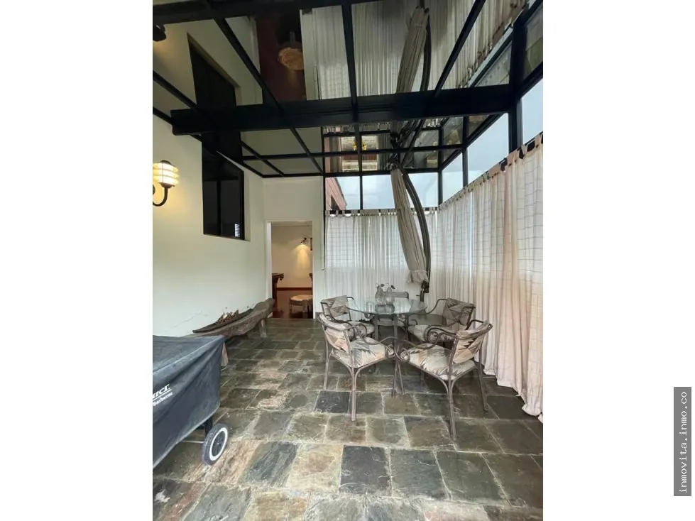 PH EN ALQUILER ALTO HATILLO 408M2 3H/4.5B/4E con terraza - 2