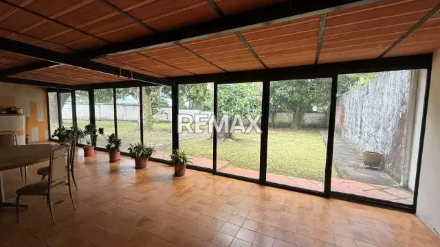 Hermosa casa en Bajumbal - 2