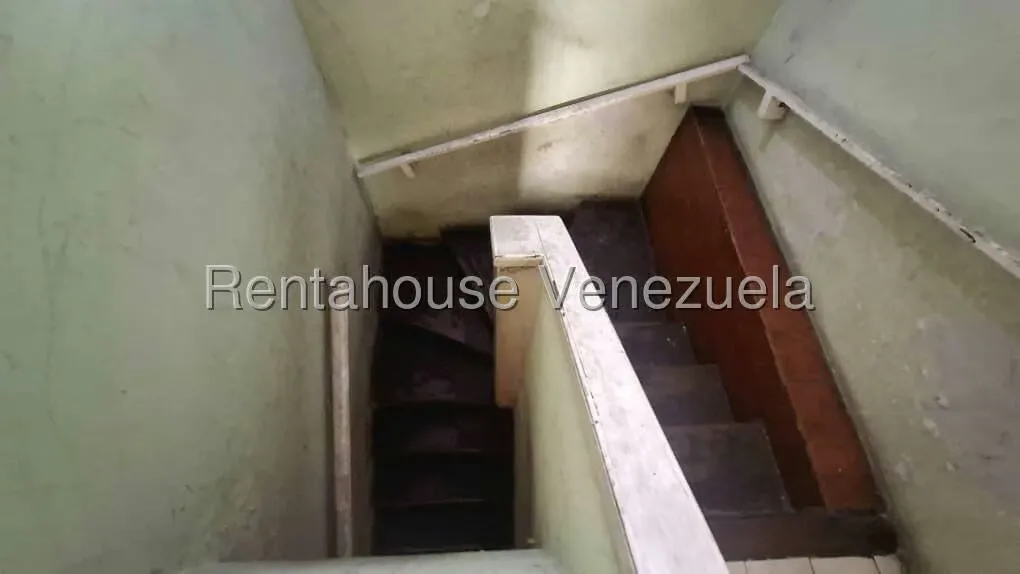 Casa (Duplex) en Venta en Bello Monte, Distrito Metropolitano - 13