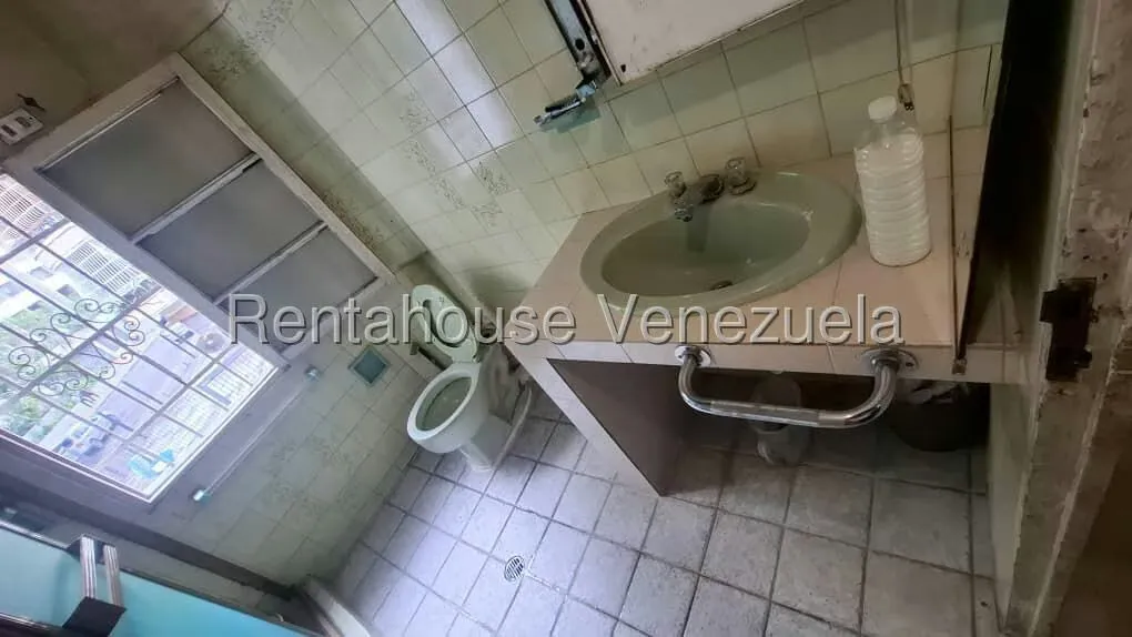 Casa (Duplex) en Venta en Bello Monte, Distrito Metropolitano - 19