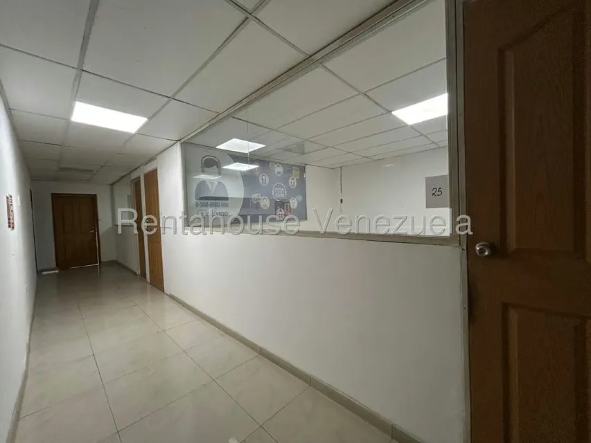 Comercial (Local Comercial) en Alquiler en Paraiso, Zulia - 24