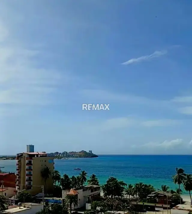 EN VENTA APARTAMENTO CON VISTA AL MAR PORLAMAR