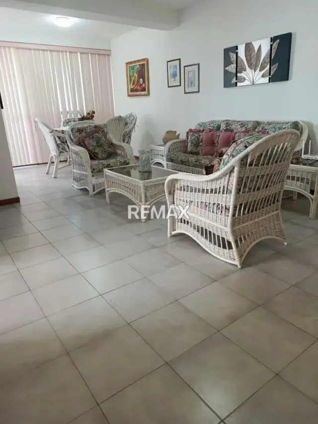 EN VENTA APARTAMENTO CON VISTA AL MAR PORLAMAR - 10