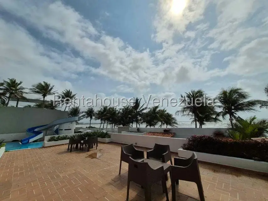 Apartamento (1 Nivel) en Venta en Tucacas, Falcon - 33