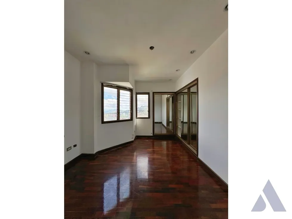 Vendo Ph triplex 508m2 Los Naranjos 7040 - 10