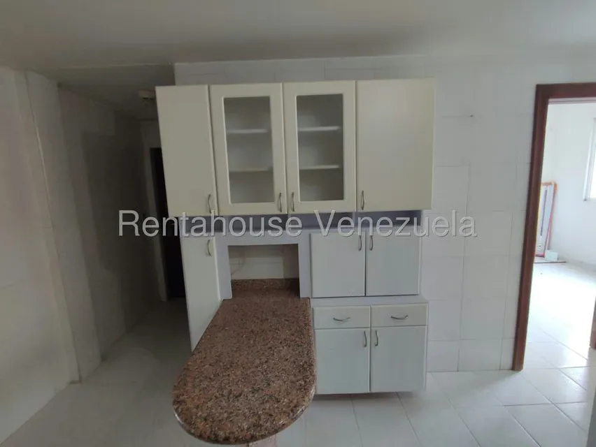 Apartamento (1 Nivel) en Venta en El Bosque, Carabobo - 12