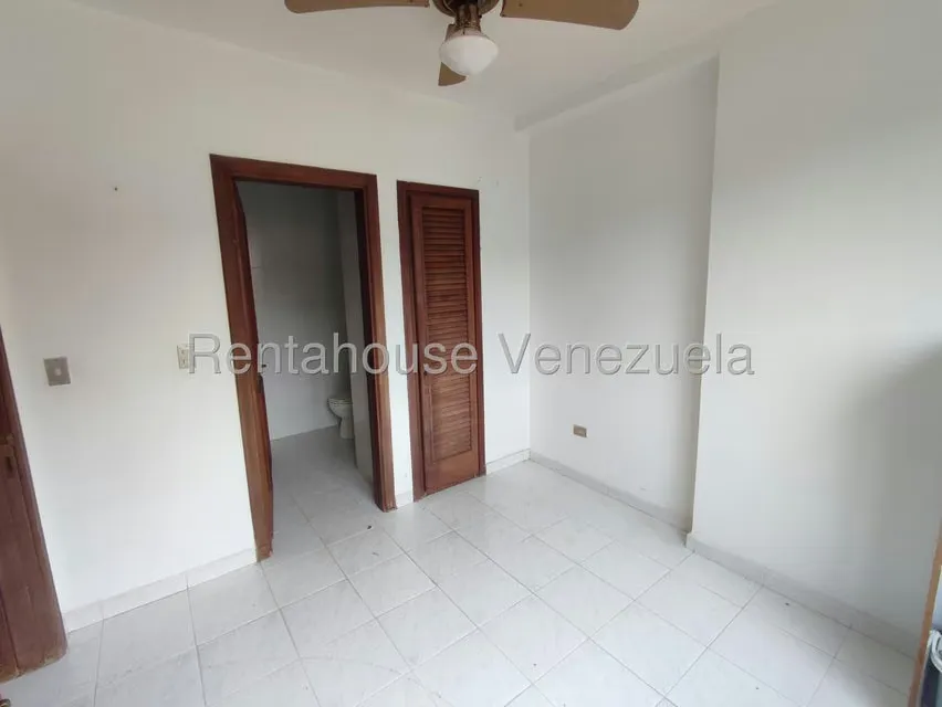 Apartamento (1 Nivel) en Venta en El Bosque, Carabobo - 17
