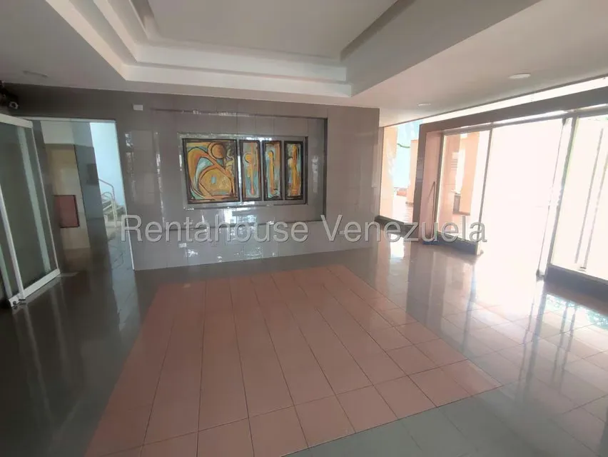 Apartamento (1 Nivel) en Venta en El Bosque, Carabobo - 3